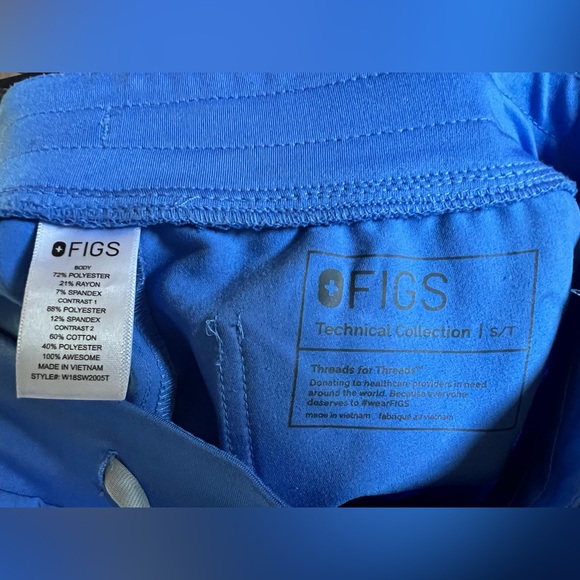 Figs Ceil Blue Scrub Set - Picture 4 of 4